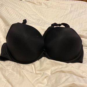 Torrid black 42DD underwire bra padded